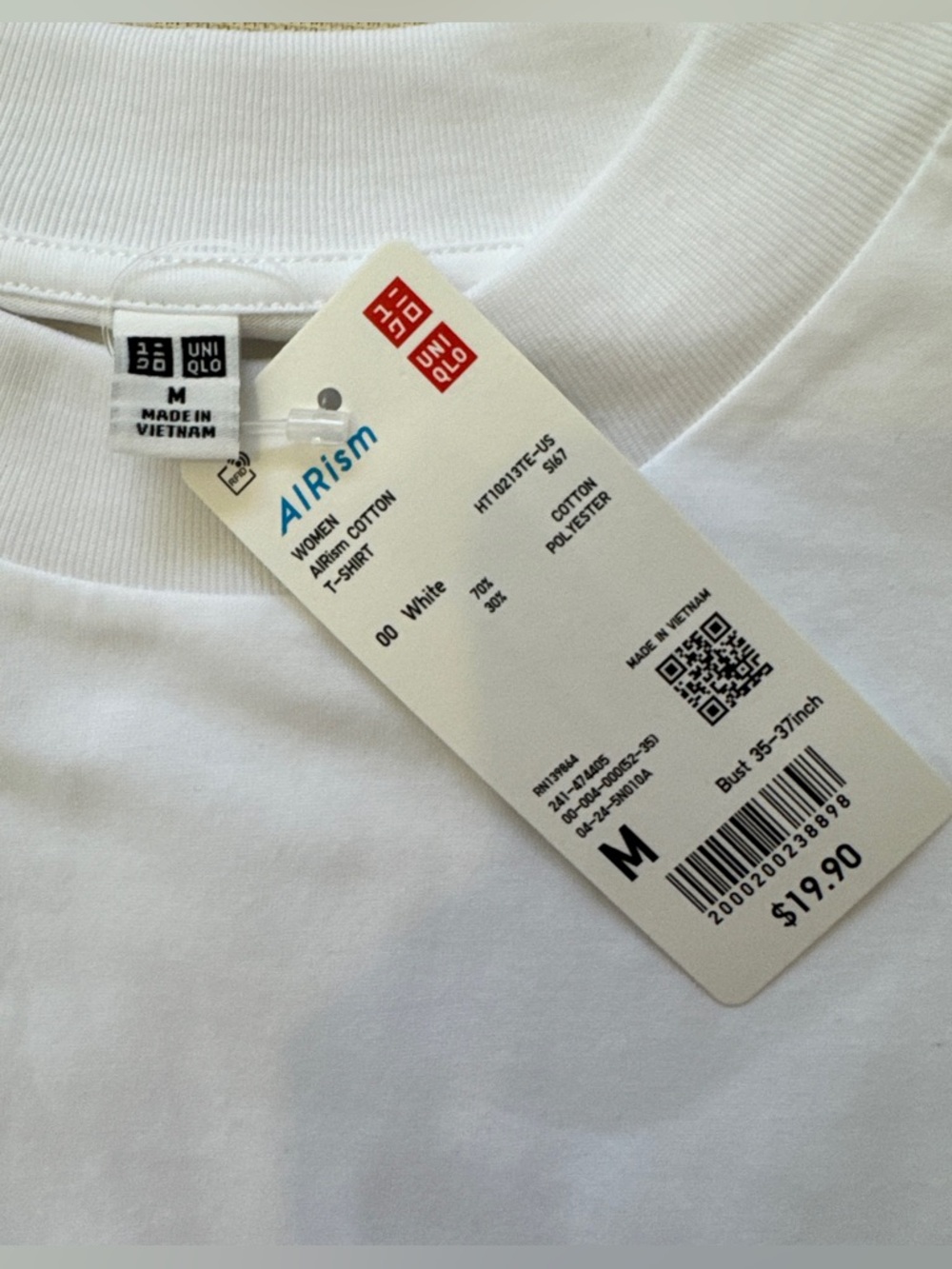 Uniqlo White Short Sleeve Crewneck T-Shirt - Picture 3 of 5